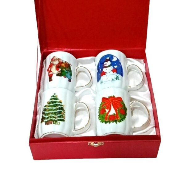 Vintage Christmas Mugs Set of 4 Fine Porcelain Ace Gift Collection Gold Trim - Picture 8 of 10
